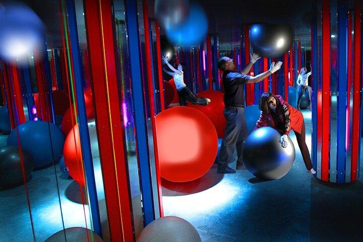 Infinity Attraction - Admission