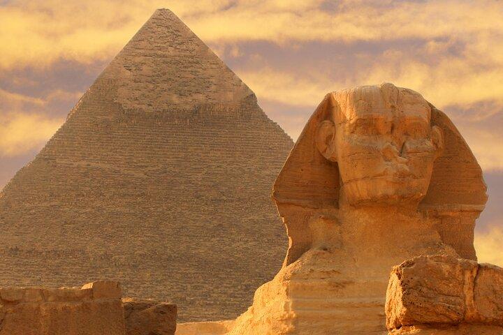 Full-Day Tour to Pyramids, & Grand Egyptian Museum (GEM)