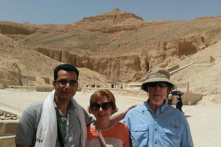 Luxor Transfer to Hurghada city