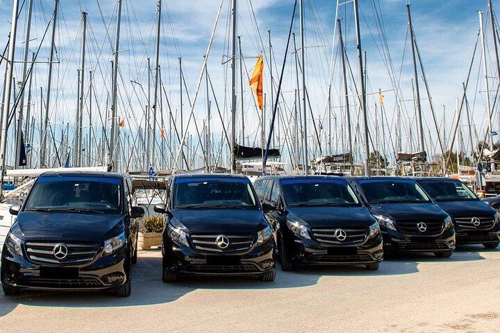 Private Transfer from Athens Airport to Piraeus Port