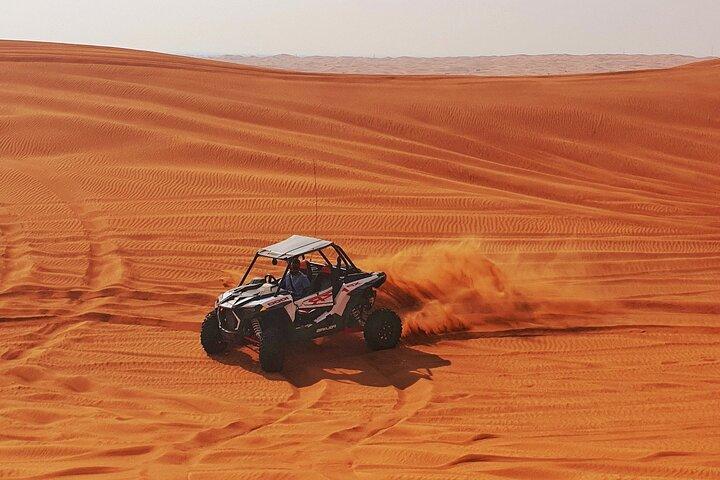 Top premium Desert safari with BBQ DINNER