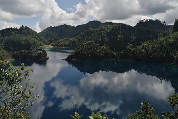 Tour to the Chiflón Waterfall and Montebello Lagoons
