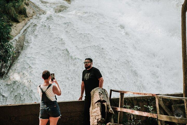 Tour to the Chiflón Waterfall and Montebello Lagoons