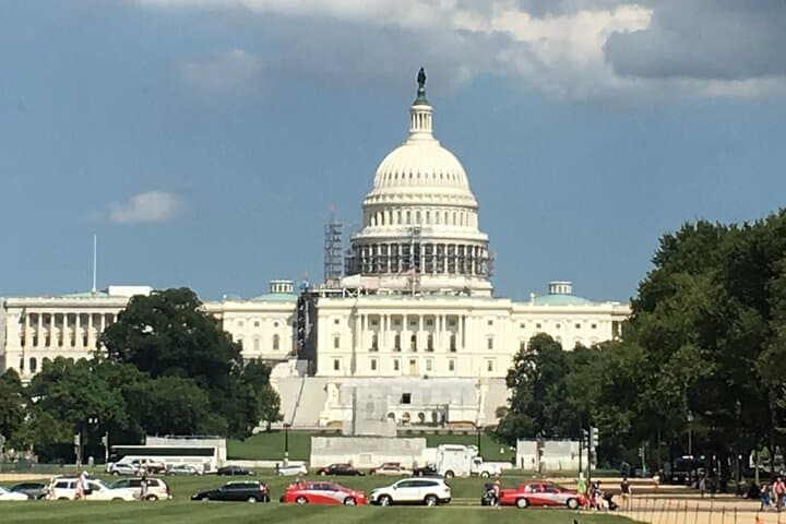 Washington DC and Monuments Day Tour from New York