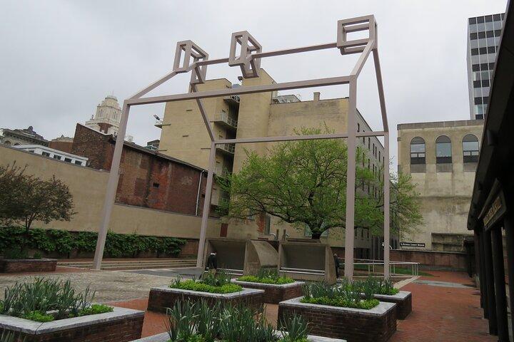 Small-Group Alexander Hamilton Public Walking Tour in Philadelphia