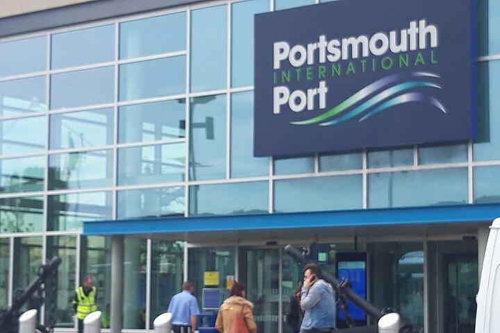 Single - Return Private Transfer London or LHR Airport to Portsmouth Cruise Port