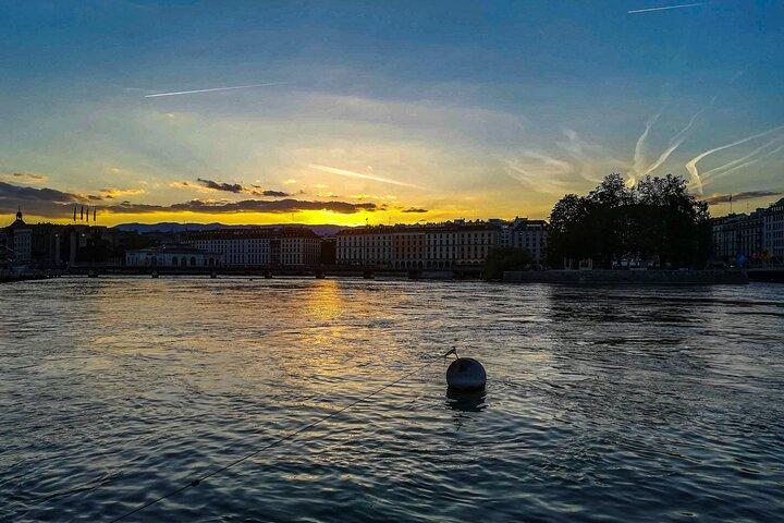Geneva Private Walking Tour with a Local
