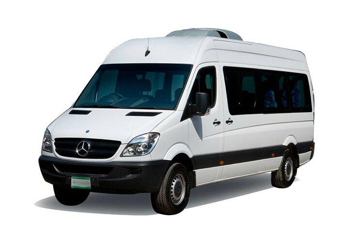 Cancun Airport: Shuttle Cancun or Playa del Carmen Hotels