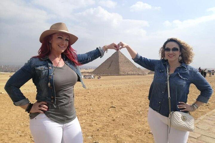 Private Half-Day Trip Giza Pyramids with Camel-Riding and lunch