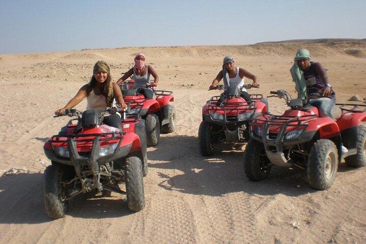Private day ,Quad bike adventure tour to Giza Pyramids from Cairo