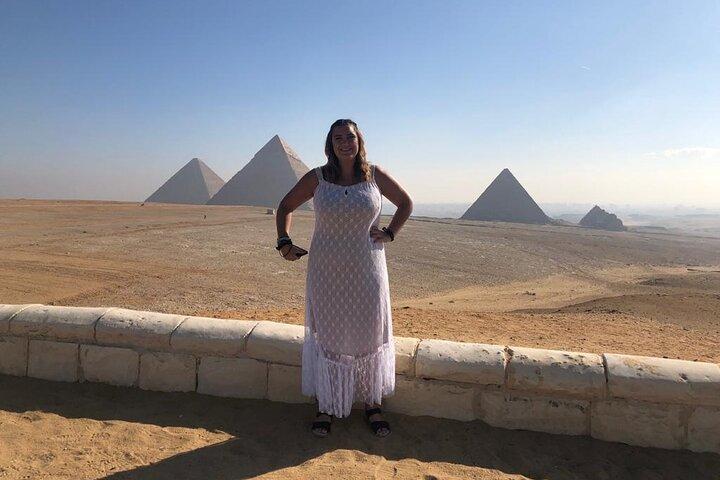 Full-Day Tour to Pyramids, & Grand Egyptian Museum (GEM)
