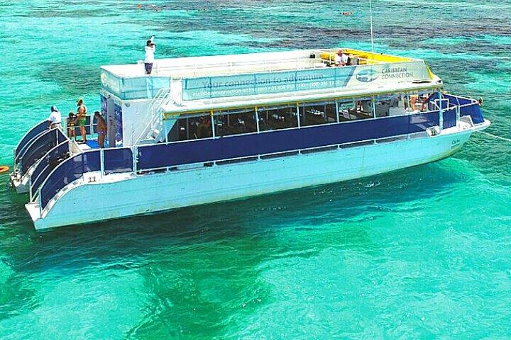 Catamaran to Isla Mujeres at sunset pick up Cancun