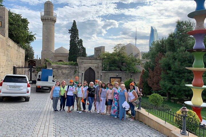 Most Popular Private Tour in Baku: City Tour & Old Town Walk
