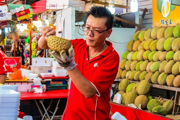 Singapore Street Food Tour with a Local: A Feast for Foodies 100% Personalized