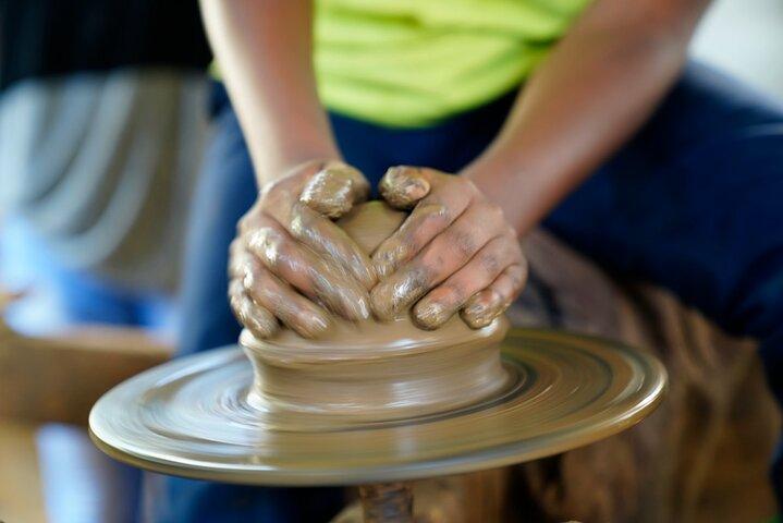 Private Traditional Pottery Class near Arusha