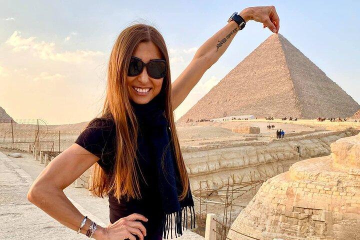Giza pyramids tour with pick up from cairo / giza Hotels