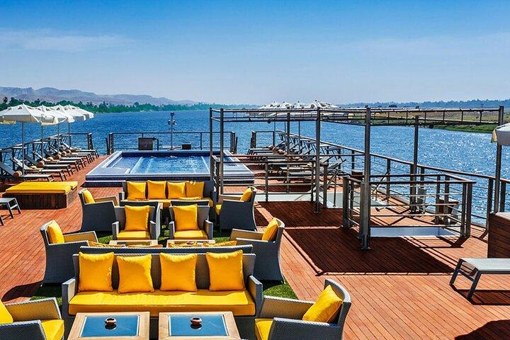From Luxor:7-Night Luxury Nile River Cruise & Hot Air Balloon