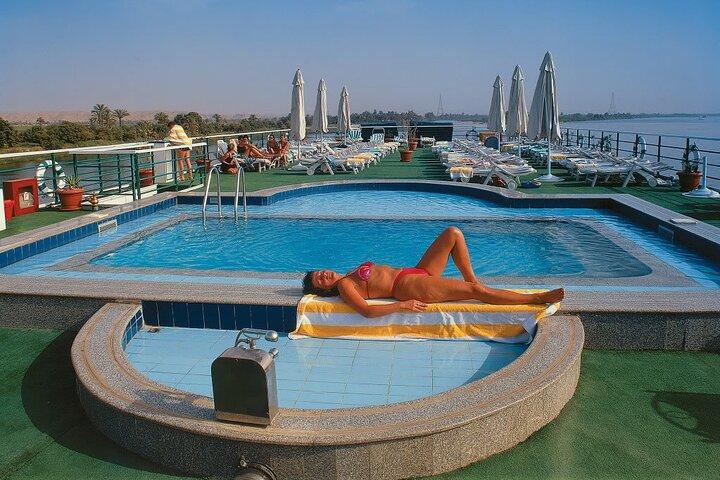 From Luxor:7-Night Luxury Nile River Cruise & Hot Air Balloon