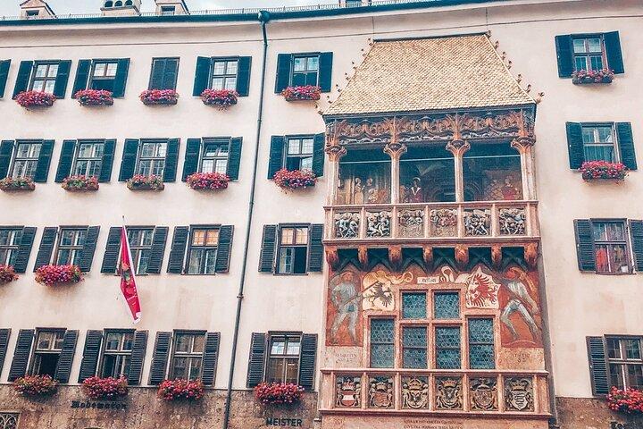 Self-Guided 1,5-hour Tour of Innsbruck: Exciting Stories, Photo Spots & Desserts