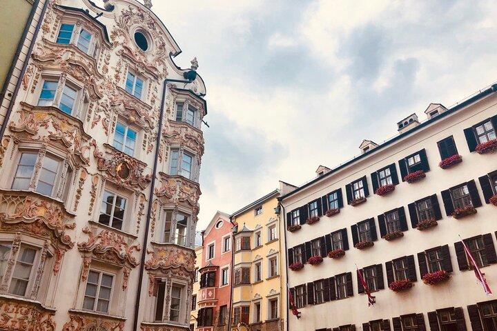 Self-Guided 1,5-hour Tour of Innsbruck: Exciting Stories, Photo Spots & Desserts