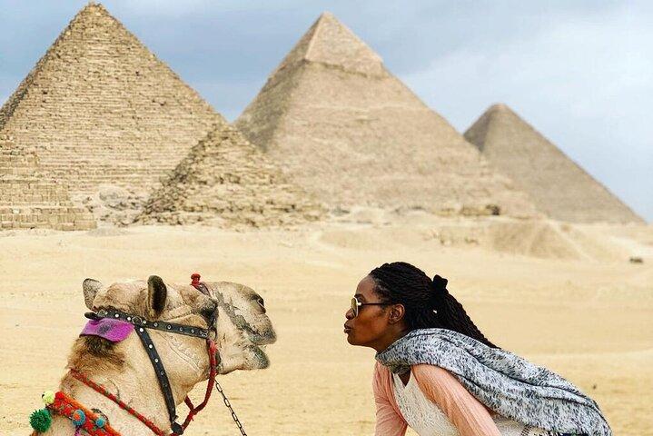 4 Hours private Giza Pyramids ,Sphinx ,lunch and camel ride from Cairo or Giza