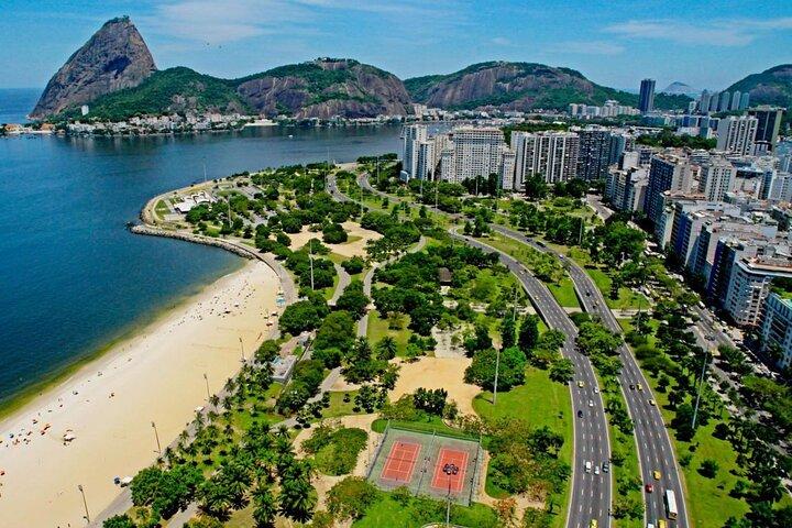 Half-day visit to Flamengo Soccer Stadium and Panoramic Tour