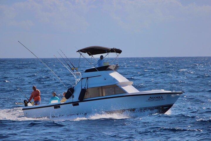 Private fishing charter Bertram 31ft 6 pax max if you don't fish you don't pay