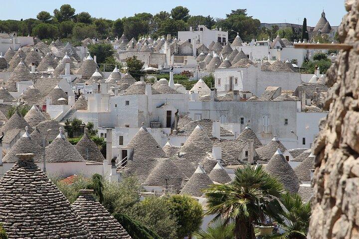 Walk through the Trulli : Guided Walking Tour of Alberobello