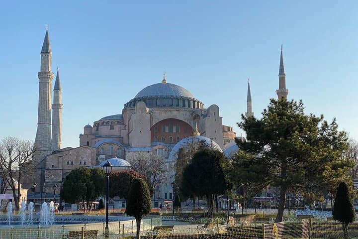 Private 7/8 hours Istanbul Guided Highlights Tour with Bazaars