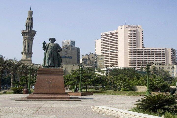 Downtown Cairo Half-Day Tour with Egyptian Dinner