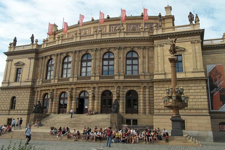 6 hours World War II.Private tour by car