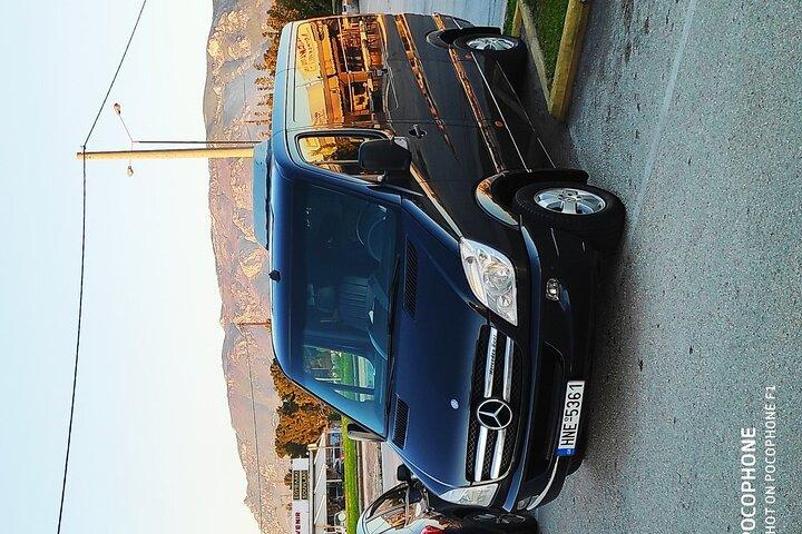 Private Transfer from Santorini Airport to Santorini