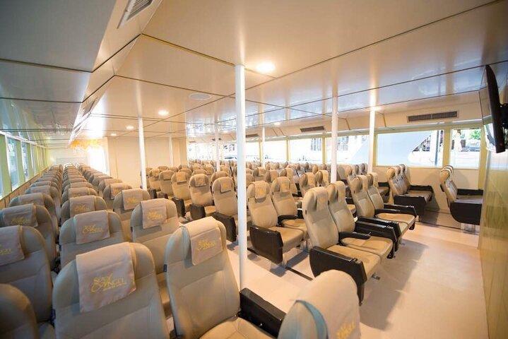 Phuket to Phi Phi Islands by Cruise with Lunch and Snorkeling