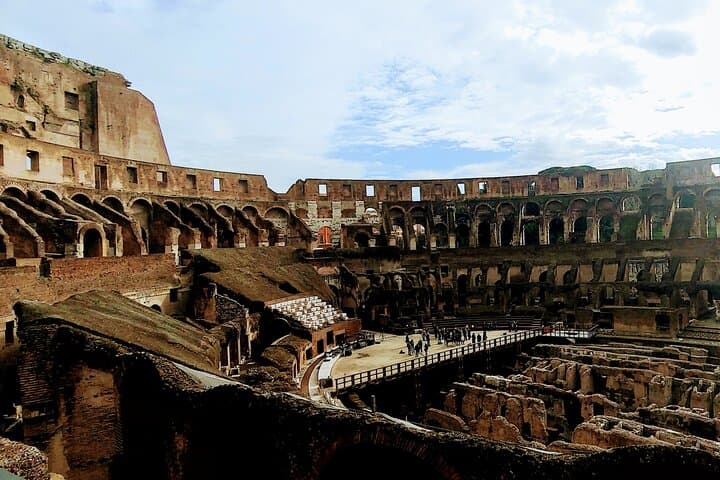 Rome: Colosseum Express Guided Tour