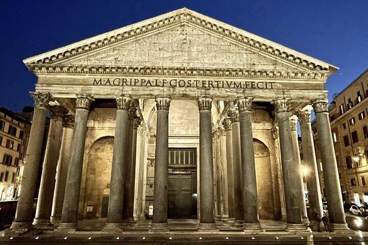 Enchanting Rome at Night Private Walking Tour