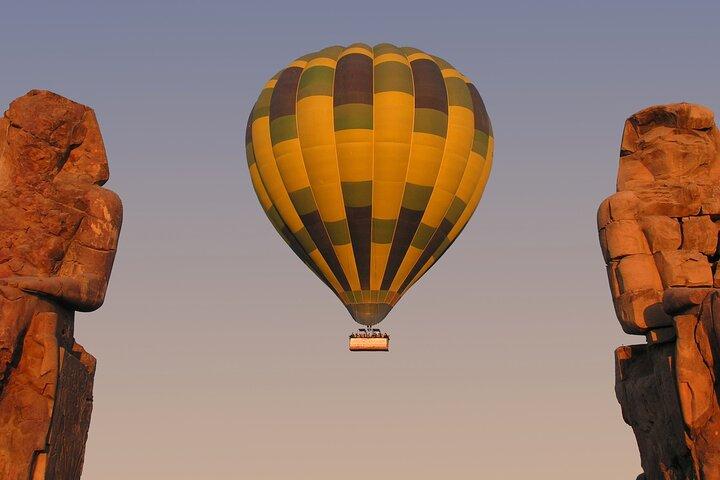 Luxor: Sunrise Hot Air Balloon Ride