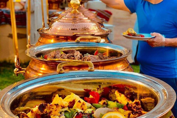 Dubai Desert Safari: Luxury Fortress Dinner, Dune Bash, Quad Bike