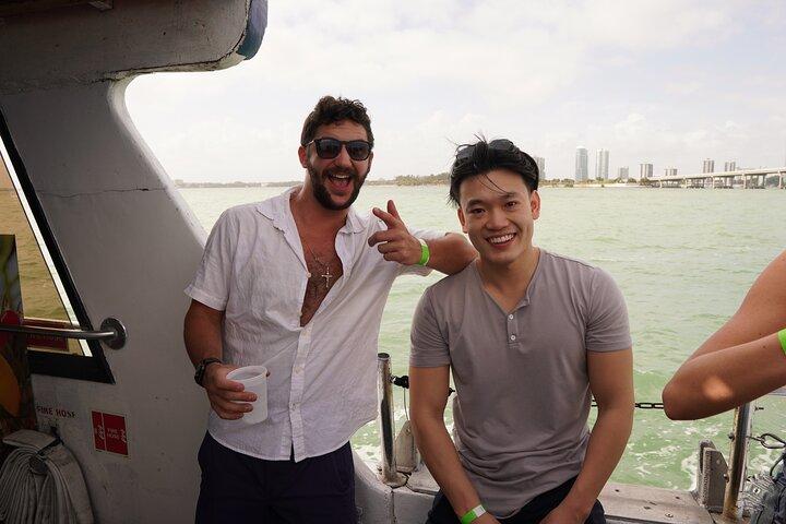 Miami: 3-Hours All Inclusive Party Boat Cruise