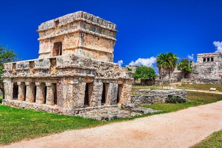 Private Half-Day Tulum Mayan Ruins with Skip-the-line