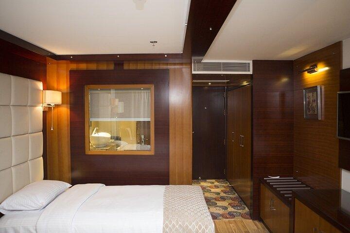 1 Night Nile Cruise from Aswan to Luxor