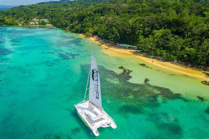 Dunn's River Catamaran Cruise From Ocho Rios