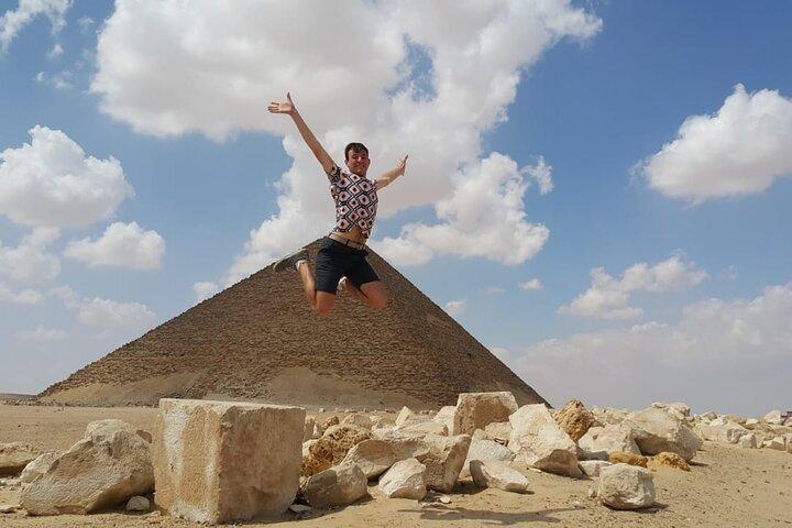 Best Two-Day Guided Tours to the Ancient Cairo ,Giza Pyramids , Sakkara and More