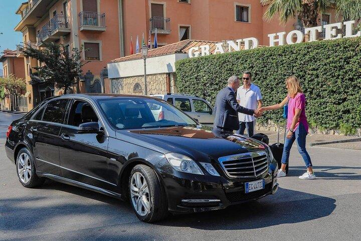 Private Transfer from Naples to Sorrento with Visit to Pompeii