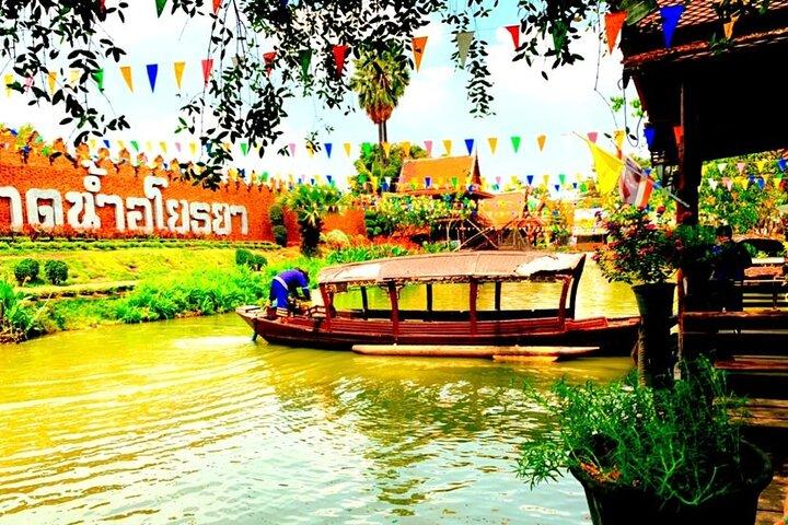 Bangkok Private Car: Ayutthaya Mahathat, Wat Chai & Market (8h)
