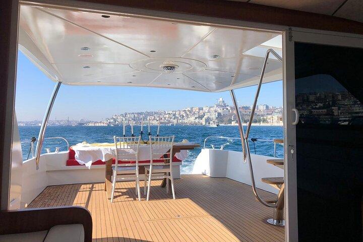 Istanbul Private Yacht Tour - 2 Hours