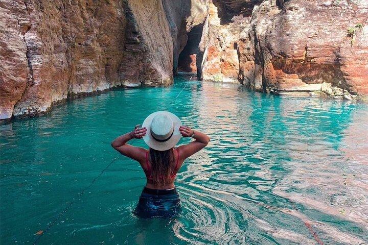 La Leona Waterfall Hike