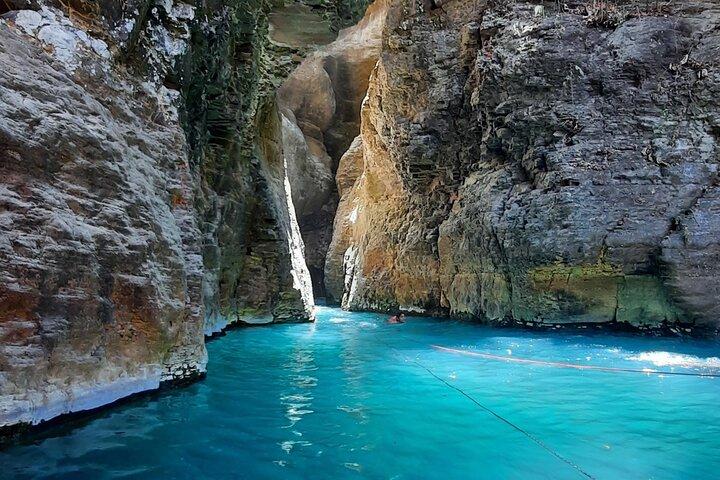 La Leona Waterfall Hike