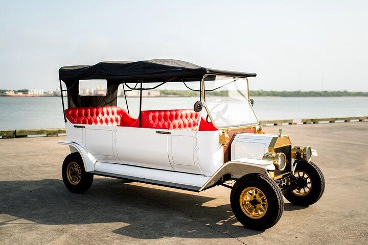 Replica 1908 Model-T Electric Golf Cart Rental