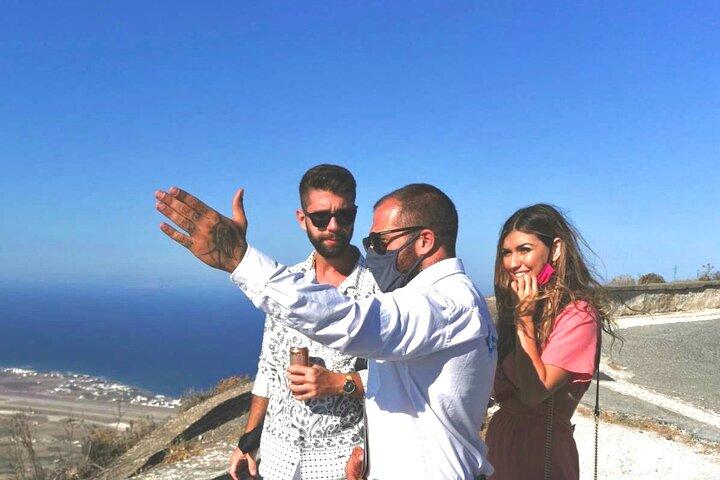 Santorini Private Tour 5hours Wine and local product tasting