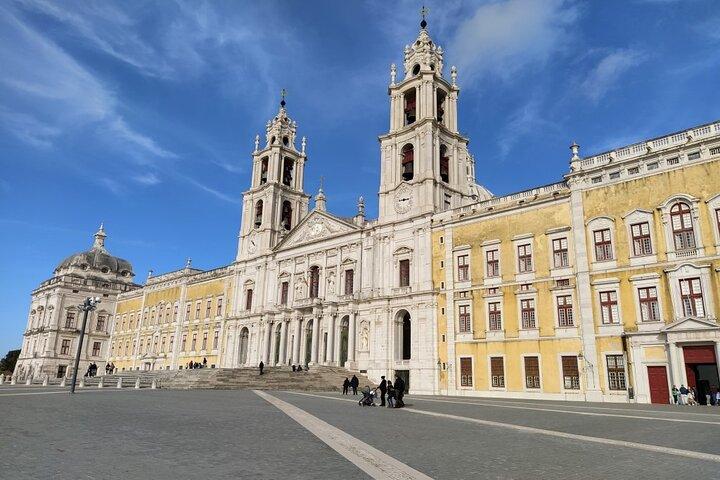 Private Tour to Defensive Lines of Torres, Mafra & Ericeira